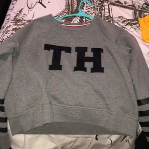 tommy Hilfiger sweatshirt